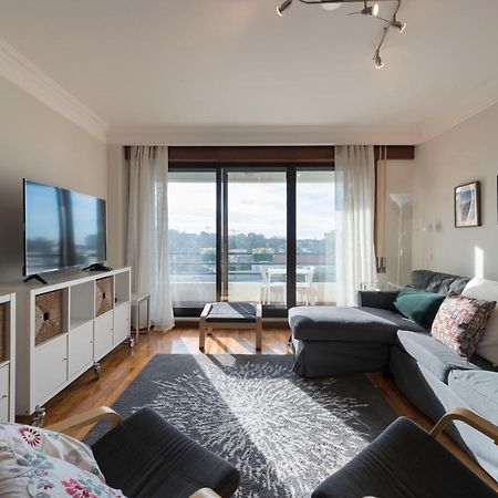 Lovelystay - Charming 3Br Flat W/ Free Parking In Devesas فيلا نوفا دي غايا المظهر الخارجي الصورة