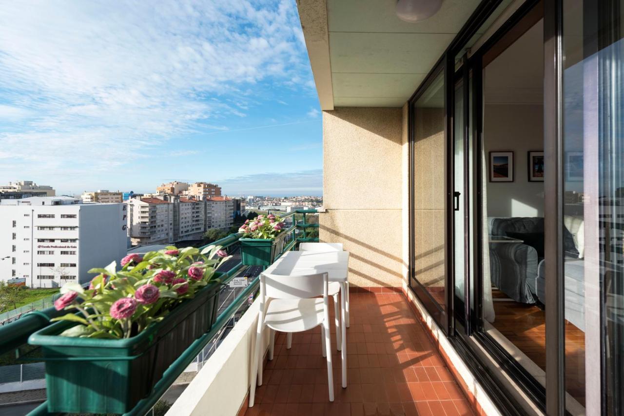 Lovelystay - Charming 3Br Flat W/ Free Parking In Devesas فيلا نوفا دي غايا المظهر الخارجي الصورة
